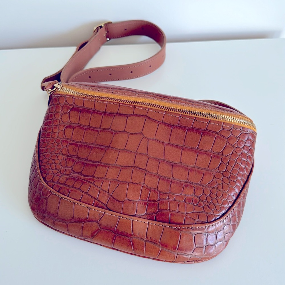 ✨CLARE V.✨Cuoio Autumn Croco Fanny Pack